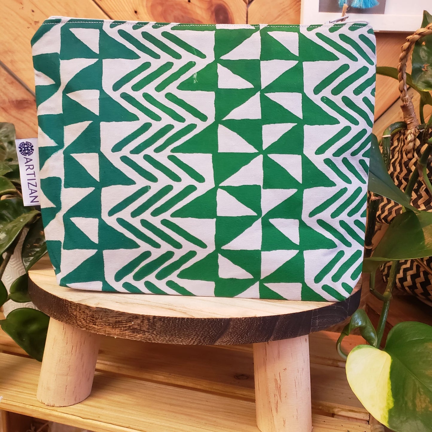 Screen Printed Washbags Mixed colours - Pack of 6 - (Wholesale) - Artizan International