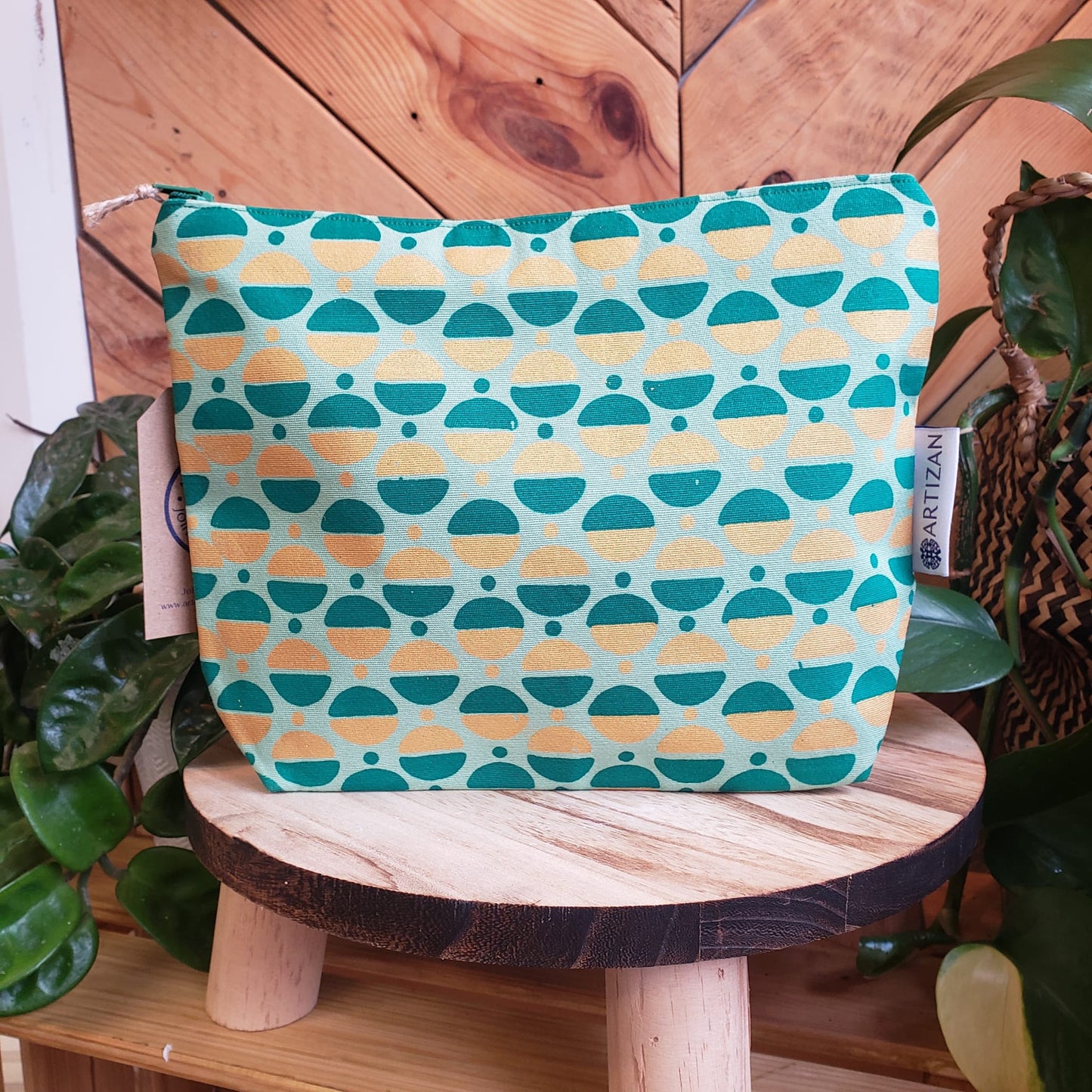 Screen Printed Washbags Mixed colours - Pack of 6 - (Wholesale) - Artizan International