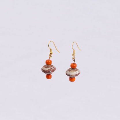 Pair of earrings with orange and white and brown beads