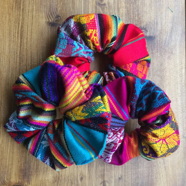 Scrunchie - Ecuadorian Fabric